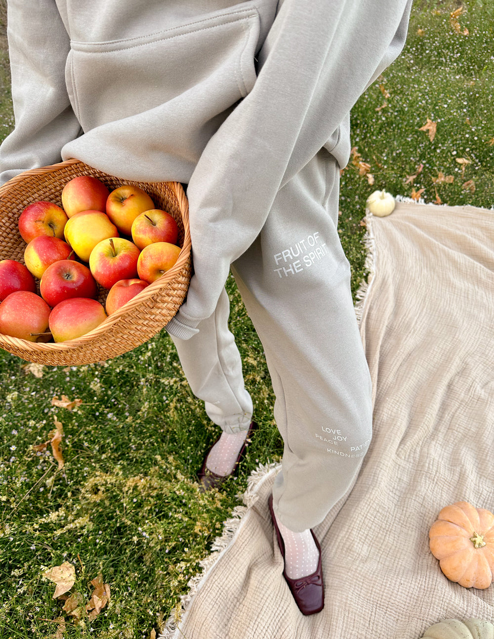 Fruit-of-the-Spirit-Grey-Unisex-Sweatpant_06.jpg