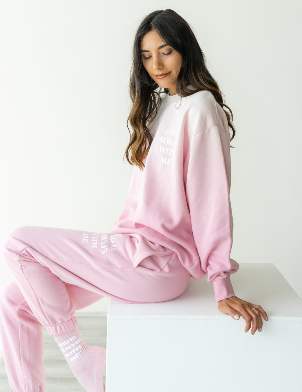 God-Is-Always-With-Me-Pink-Unisex-Sweatpant_01.jpg