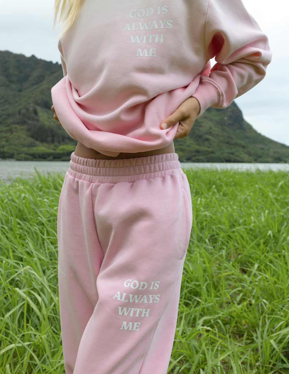 God-Is-Always-With-Me-Pink-Unisex-Sweatpant_02_db1e662f-e10a-4ecd-a45c-abdc457aef21.jpg