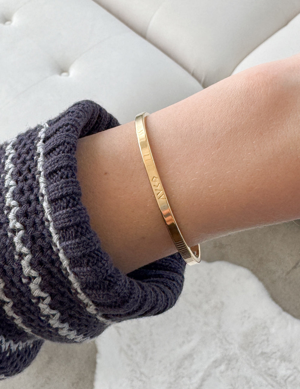 Gold-Highs-and-Lows-Cuff-Bracelet_03.jpg