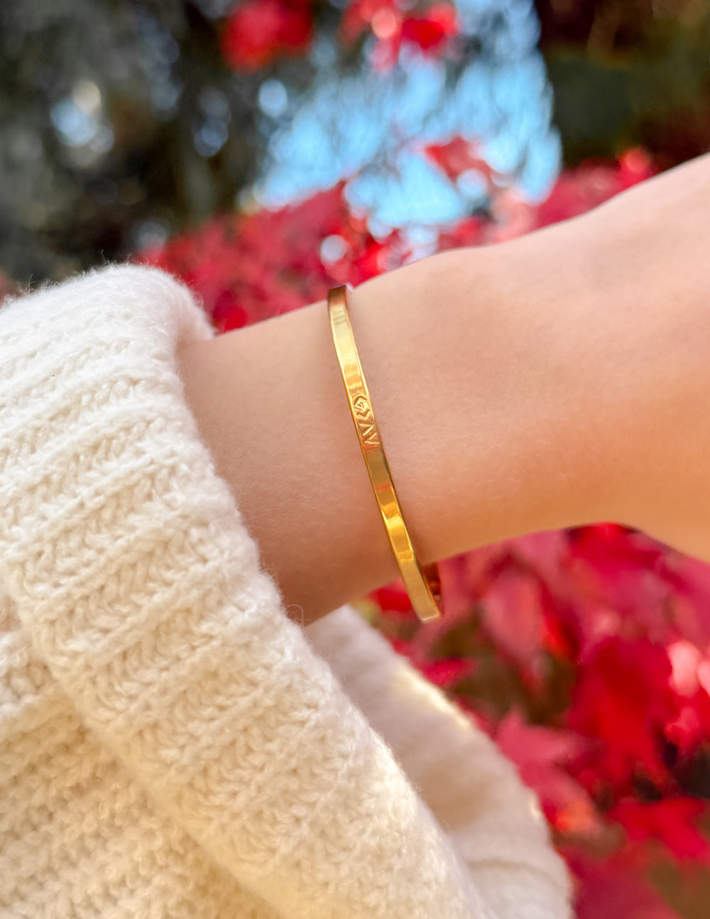 Gold-Highs-and-Lows-Cuff-Bracelet_06.jpg
