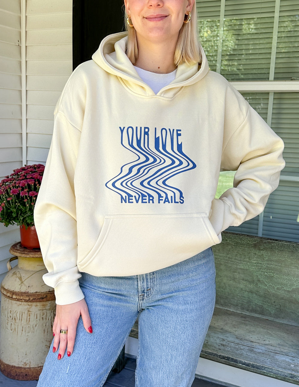Love-Never-Fails-Cream-Unisex-Hoodie_06.jpg