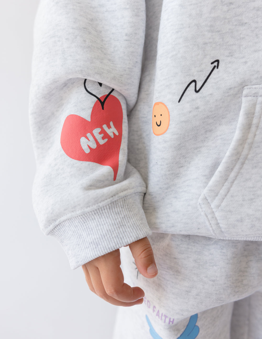 Made-New-Kids-Hoodie_04.jpg
