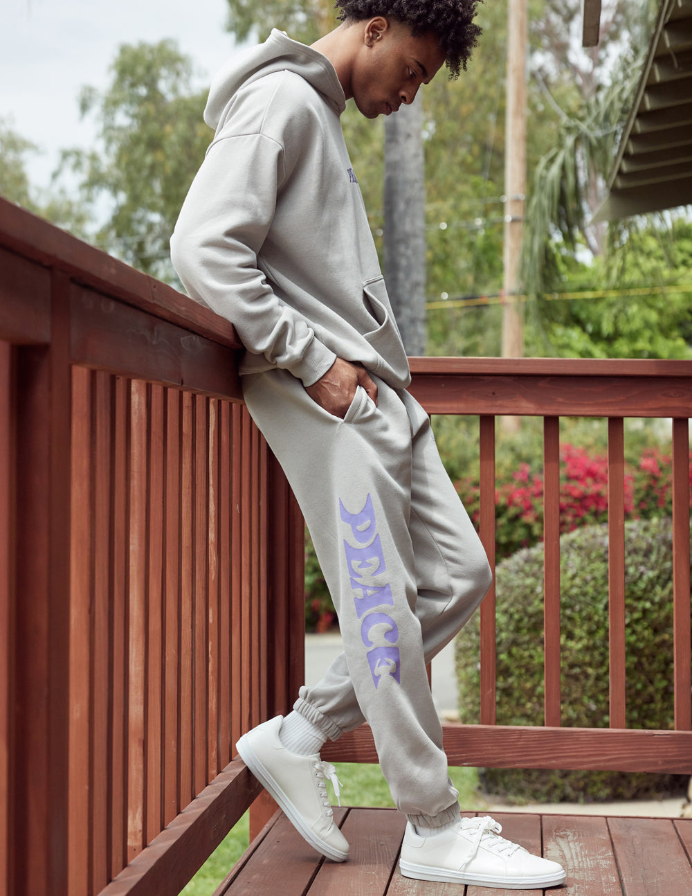 Peace-Unisex-Sweatpant_03.jpg