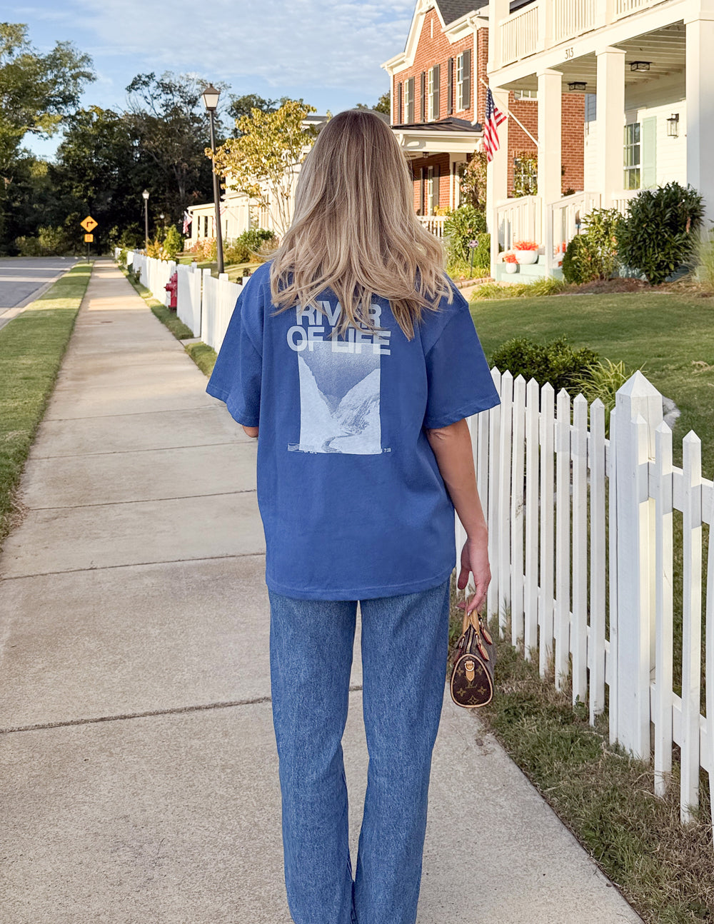 River-of-Life-Heavyweight-Tee_09.jpg
