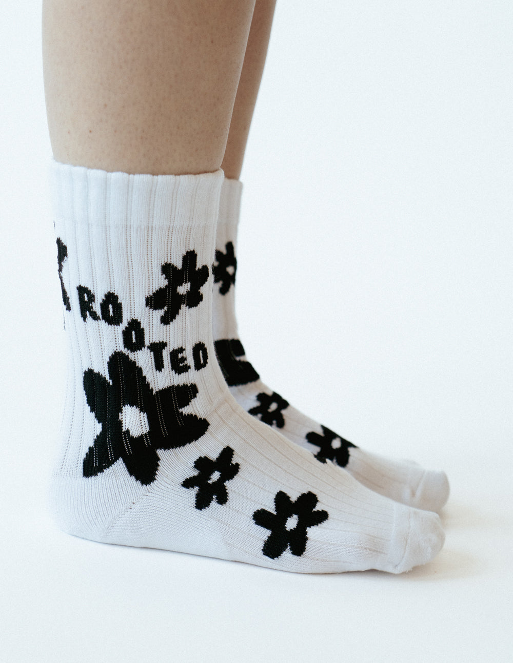 Stay-Rooted-Socks_03.jpg