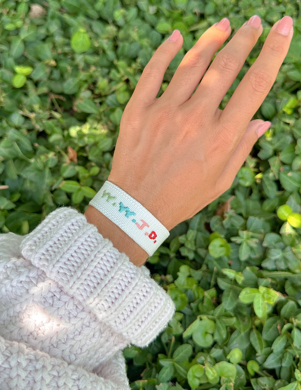 White-WWJD-Embroidered-Bracelet_01_1f1cf869-0894-42ce-9aca-a51b7ec8adab.jpg