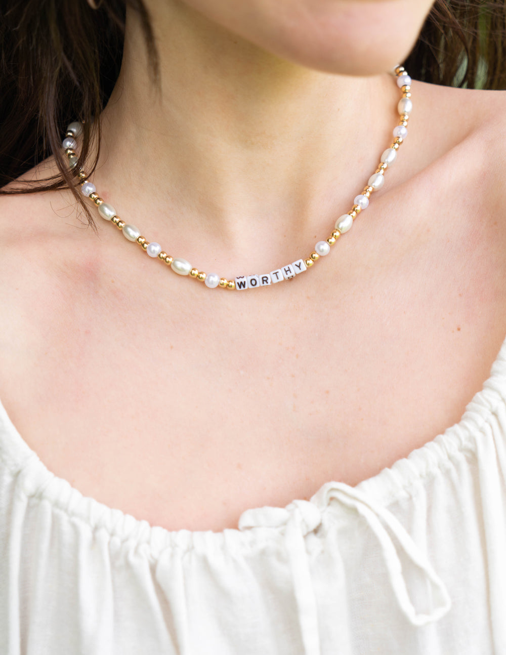 Worthy-Letter-Necklace_02.jpg